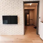 Terrace Big Family - Big Terrace, Free Parking, Netflix Cinema Vratislav