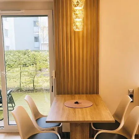 Terrace Big Family - Big Terrace, Free Parking, Netflix Cinema *