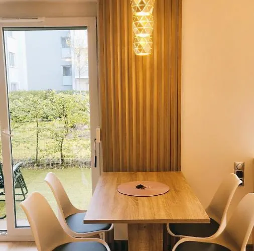 Terrace Big Family *